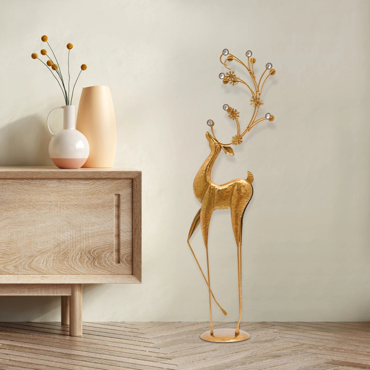 Metal Deer Figurine Statue for Elegant Indoor Holiday Decor